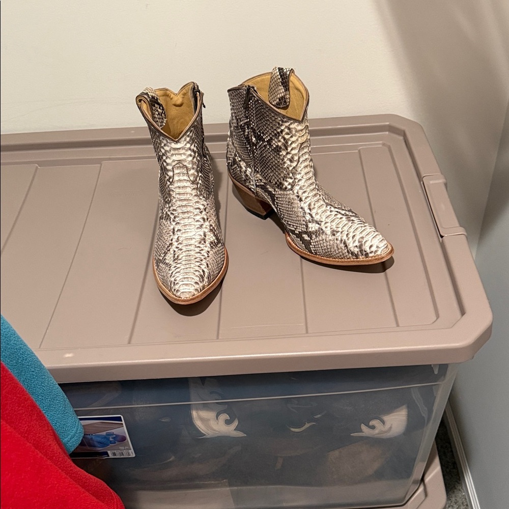 Idyllwind badass exotic python boots - image 2